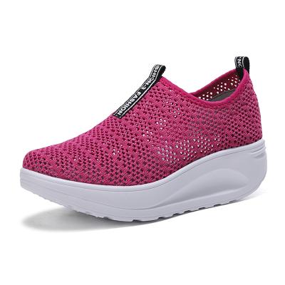 China Fashion Trend RUIDENG Drop Ship Items Respiratory Slip On Mesh Upper Thick EVA Sole Casual Shoes Women's Style Walking Shoes Fujian for sale