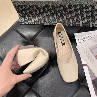 China Women's casual shoes 2021New Anti-slippery shoes for women styles wholesale price heel flat comfortable sports shoes for sale