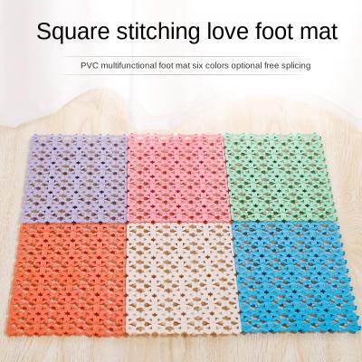 China Wholesale Square Love Pet Foot Stitching Mat Non-slip Cage Mat Grid Pet Foot Mat 30*20cm Dog Foot Mat for sale