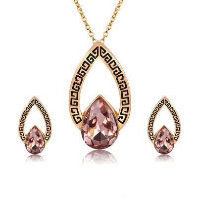 China Korean Vintage Fashion Teardrop Necklace Jewelry Set For Wedding Dubai Gold Jewelry For Women for sale