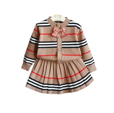 China Vintage Girl's Autumn Clothing Set 2pcs Stripe Knitwear and Pleated Skirt Set Kids Sweater Set for sale