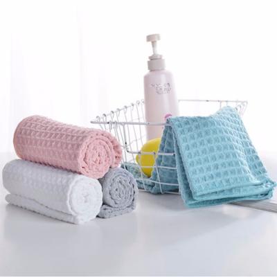 China Cheap Wholesale Disposable Can Be Customized Premium Quality Microfiber Towel Waffle Cleaning Cloth for sale