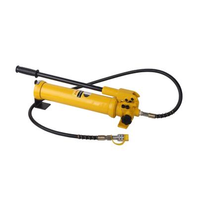 China Steel Material Large Capacity 700 Bar Oil Hydraulic Hand Pump (CP-700-3) for sale