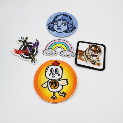 China high quality embroidered custom 3D embroidery patch and woven iron on patches for apparel for sale