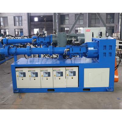 China Durable 1000mm Working Length Rubber Extruder Machine With 300mm Front Screw Diameter for sale