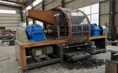 China 35kw*2 Motor waste tire shredder Input tire size is less than 1200mm for sale