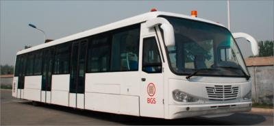 China Low Carbon Alloy Steel Body Airport Transfer Bus Airport Coaches 5100mm Wheel Base for sale