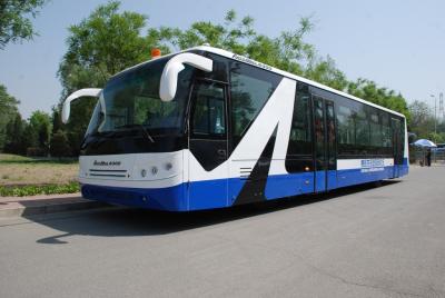 China Passagier-Flughafen-Shuttle-Bus-Aero Bus der großen Kapazitäts-51 mit IATA-Standard zu verkaufen