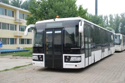 Chine Équipement aérien d'aéroport de Xinfa d'autobus de 110 passagers avec le tablier en aluminium à vendre