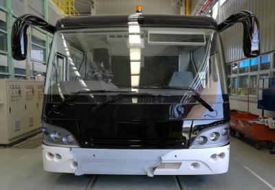 China 51 Anschlag-Dieselmotor-Flughafen-Limousinen-des Busses 4 des Passagier-4 Breiten-Minibus der Türen 2.7m zu verkaufen