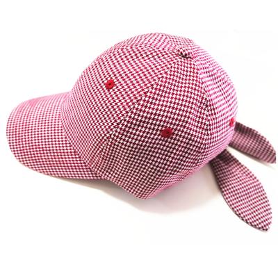 China 2021 COMMON Fashion Girl Hat Red Check Baseball Cap With Butterfly Closure for sale