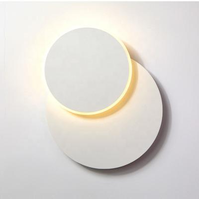 China Modern Nordic Home Outdoor Wall Mount Sconce LED Acrylic Wall Lamp for sale