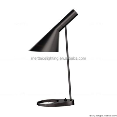 China Modern Wholesale Industrial Lighting Retro Black Antique Metal Table Light for sale