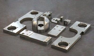 China Automative Screw Precision Machined Components Heat Treatment Surface OEM Services for sale