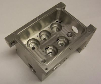 China 6063 6082 Aluminum CNC Milling Service , Custom Aluminium Parts 0.01mm Tolerance for sale