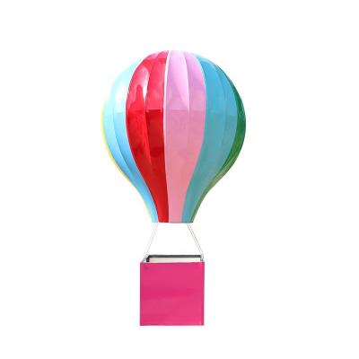 China Worlwide Customized Hot Customized Size Statue Resin Fiberglass Air Balloon Sculpture For Wedding Decoration for sale