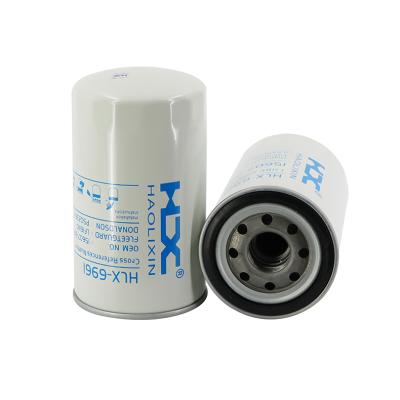 China Building Material Stores Oil Filter 15607-2051 15607-2170A SO6145 FO-2207 P502364 P551441 for sale