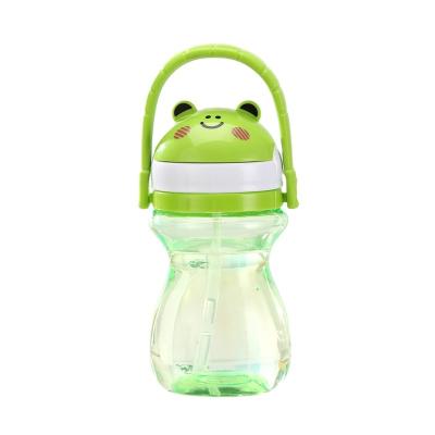 China Hot Selling Cheap Custom Made BPA Free Baby Straw Separate Drink Bottle Outdoor Portable Water Bottle For Drinks for sale