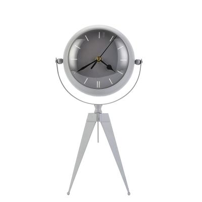 China Radio Decorative Rotating Desk And Table Clocks Children Kids Clock For Gift Home Decor Cafe for sale