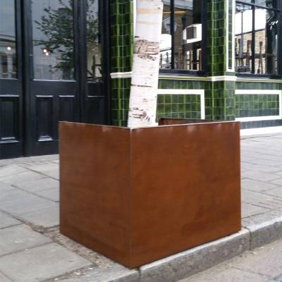 China Corten European Modern Flower Pot Morden Flower Pot Balcony Custom Simple Wall Hanging Garden Decoration for sale