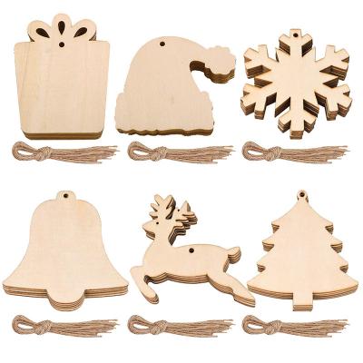 China Home Decoratiove Hot Selling Christmas Decoration Supplies Custom Wholesale Handmade Wood Scrap Ornaments Home Decorations For Home for sale