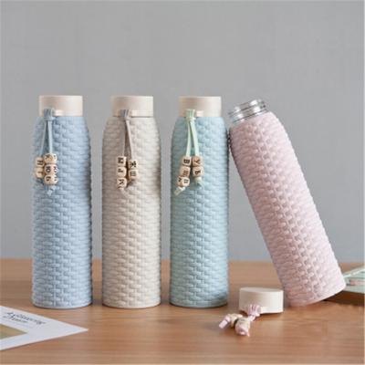 China New Double-Layer Glass Wheat Straw Hand-Hand Rattan Cup Girl Sustainable Creative Water Mug Gift Promotional Mug for sale