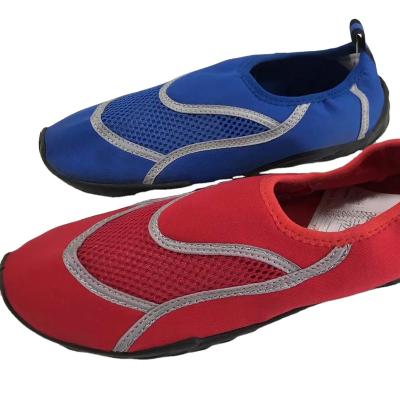 China Lightweight Water Barefoot Shoes Boys Outdoor Quick Dry Aqua Socks Shoe Slippers Baby Diving Wading Beach Swimming Shoes for sale