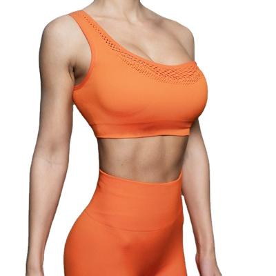 China Women's Sweat-Wicking One Shoulder Red Sexy Sports Bra Active Fitness Sports Bra for sale