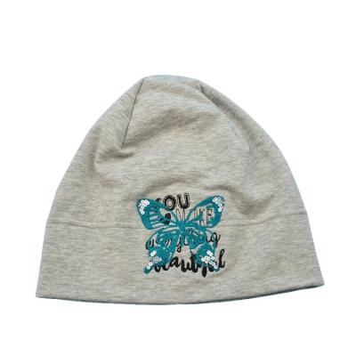 China Custom children butterfly embroidered grey acrylic winter knitted beanie hat Te koop