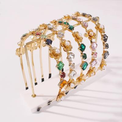 China Newest Designer Fashion Design Crystal Rhinestone Pearl Flower Hair Band Bling Rainbow Geometric Full Diamond Headband for sale