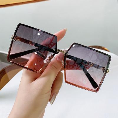 China Luxury brand sunglasses 2022 men's fashion trend mirror sunglass oversized square watermark UV400 women's sunglasses for sale