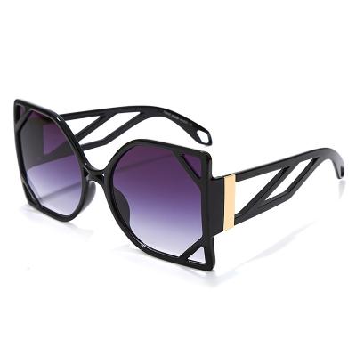 China Wholesale latest UV400 cat eye frame sunglass big 2021 luxury designer plastic shade women sunglasses for sale