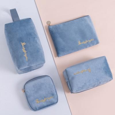 China Fashionable Wholesale Velvet Cosmetic Pouch Make Up Bag&cases Set In Stock for sale