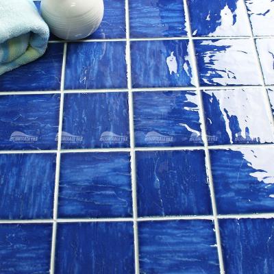 China Modern Ready To Board Wall Bathroom Porcelain Mosaics Pool Swimming Modern Square Glazed Blue Color 4x4 Swimming Pool Ceramic Mosaics for sale