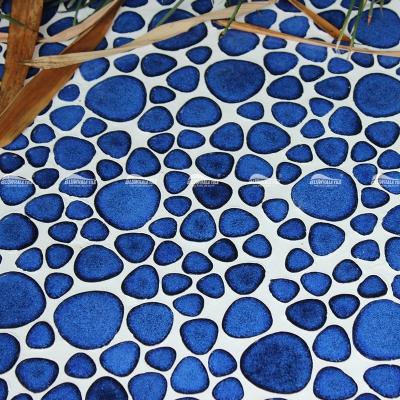 China High Quality Modern Bathroom Swimming Pool Flooring Irregular Glazed Pebble Mosaic Blue Tile Suppliers for sale