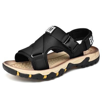 China 2022 new summer breathable sandals and slippers men's sandals fashion outdoor wear beach shoes sports shoes for sale