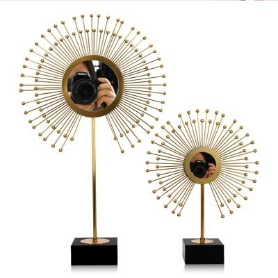 China Artistic Modern Light Luxury Crafts Ornaments Home Room Metal Ornaments Nordic Model Living Room Decoration for sale