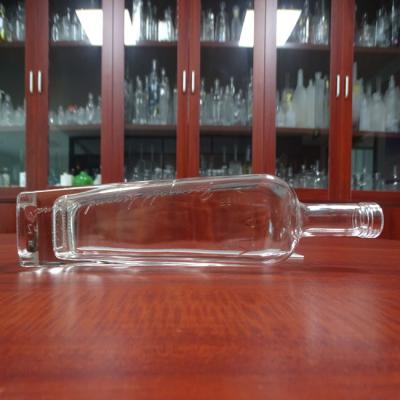 China Fancy Beverage Cork Top 700ML Vodka Bottles Spirits Licores Glass Whiskey Bottle for sale