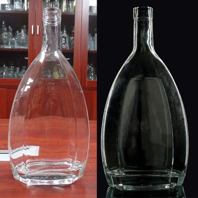 China Beverage Brandy Bottle Personalized Empty XO Brandy Bottle 1500ML for sale