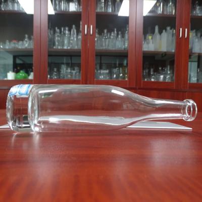 China Personal Care Wine Glass Customized Wholesale Empty Ice 8OZ 200ML Wine Bottle Clear for sale