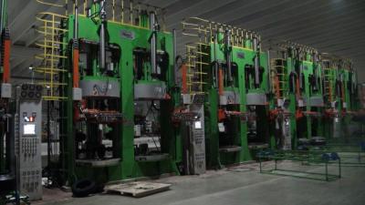 China Customized Steel belted tire Rubber Curing Pressing Equipment for sale