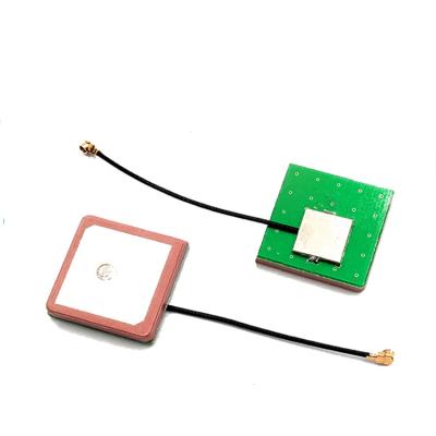 China 25*25*4mm Native Ceramic Element Navigation Antenna GPS Communication Satellite Antenna QX-0126 for sale