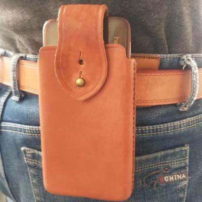 China Universal Vertical Shockproof Holster Handmade Cell Phone Leather Belt Pouch Smartphone Cowhide Carry Pouch For iPhone for sale