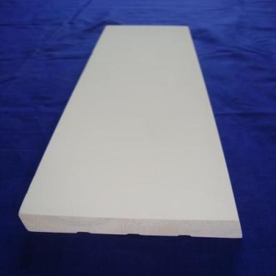 China Water Proof Wood Baseboard Molding Smooth Surface For Furniture Decoration for sale