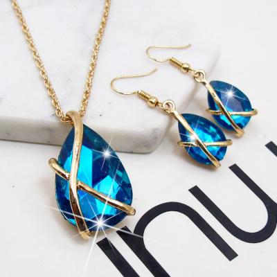 China Environmental Friendly Rhinestones Jewelry Sets For Women Pendant / Necklace / Earrings for sale