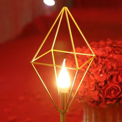 China Hotel .restaurant .banquet. New Home.Wedding Wedding Props Geometric Diamond Road Lead Wedding Supplies for sale