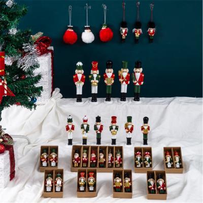 China Resin Christmas Polyresin Nutcracker Christmas Tree Decoration Ornament Gifts Hanging Crafts for sale