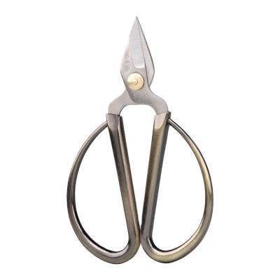 China Dragon Phoenix Engraving Nail Scissor Right-Handed Top-End High Carbon Scissor For Sale for sale