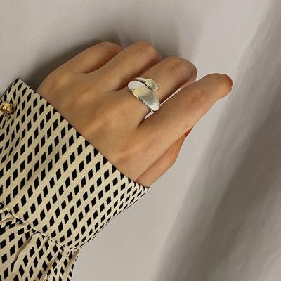 China 2020 FASHIONABLE Circle Geometric Irregular Brass Gold Shiny Plain For Women French Minimalist Stacking Adjustable Adjustable Ring Jewelry for sale