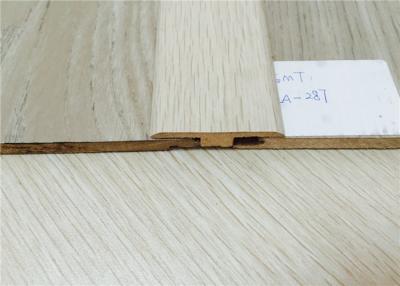 Cina Accessori della pavimentazione del laminato del MDF, laminato di legno T di 10mm che modella alla stessa altezza in vendita